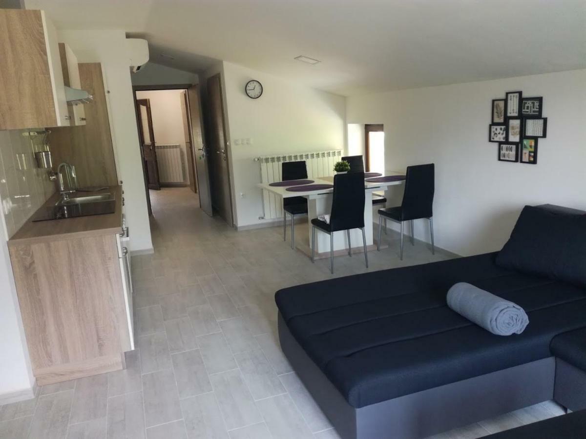 Apartma Logar Kobarid Exterior foto